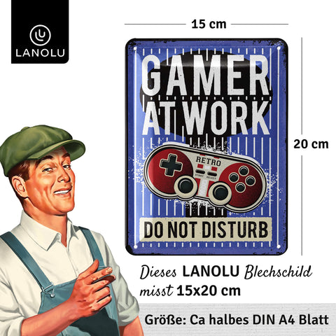 Blechschild Gamer at work