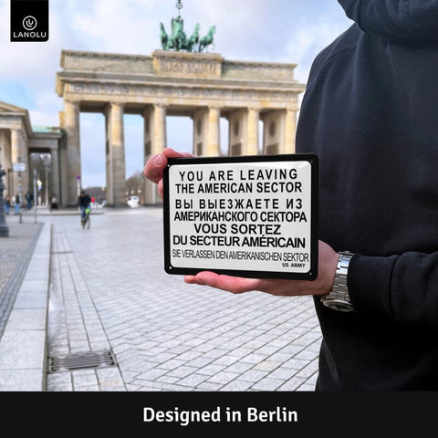 Blechschild Amerikanischer Sektor DDR