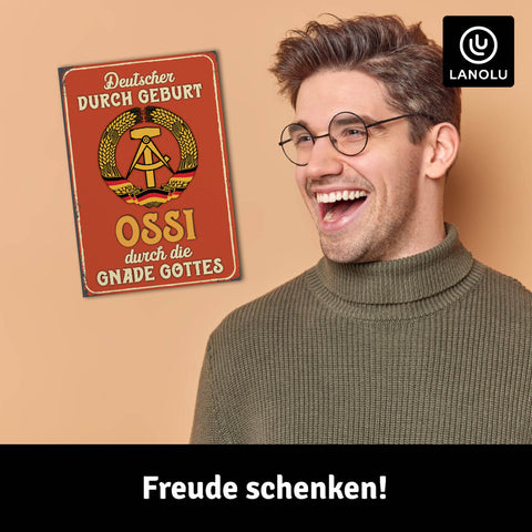 LANOLU Fotomagnet Deutscher durch Geburt, Ossi durch die Gnade Gottes 8 x 5,5 cm