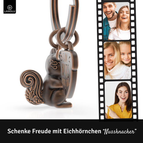 LANOLU Schlüsselanhänger Eichhörnchen "Nussknacker" - Vintage Kupfer
