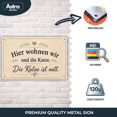 Blechschild 20x30cm – Hier wohnen wir & die Katze Dekoschild
