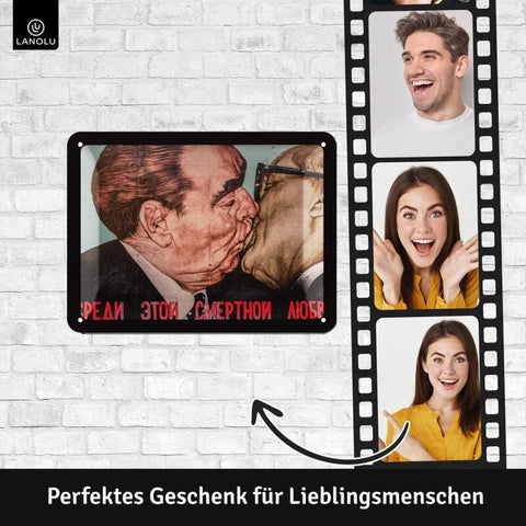 Blechschild Bruderkuss