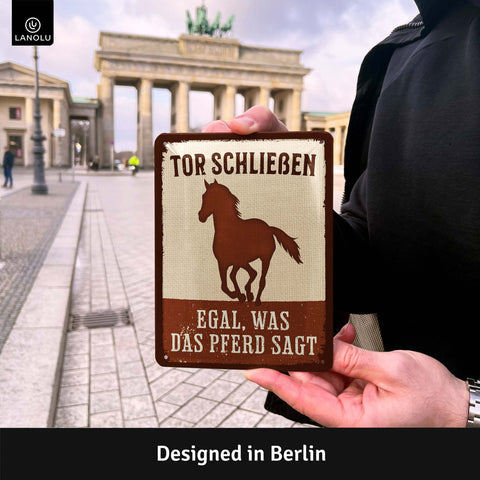 Blechschild Tor schließen Pferd